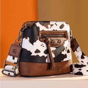 WRANGLER cow print purse. NWT